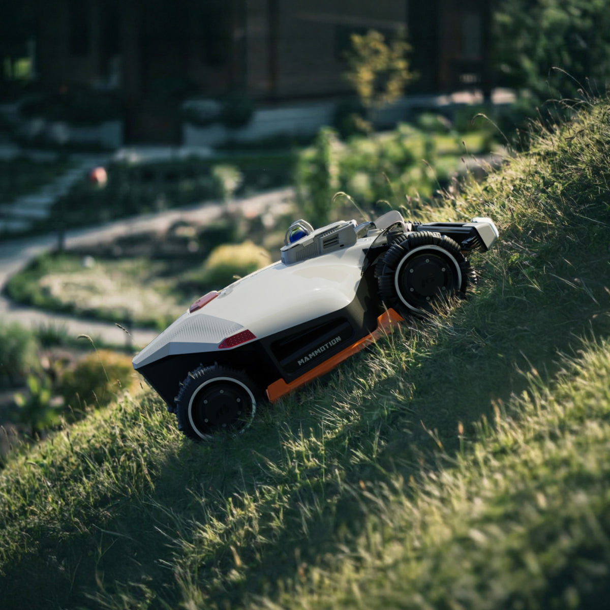 Mammotion LUBA 3 3000 AWD LiDAR & NetRTK robottiruohonleikkuri