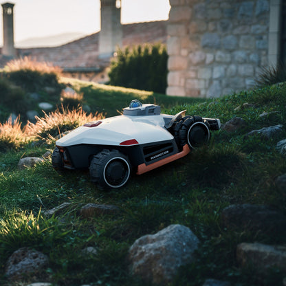 Mammotion LUBA 3 10000 AWD LiDAR & NetRTK robottiruohonleikkuri